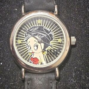VINTAGE '00s BETTY BOOP WATCH